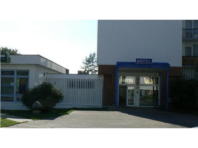 Hotel Labe Литомержице Экстерьер фото